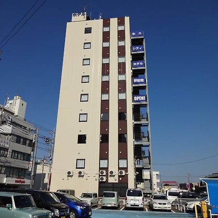 Ushiku City Hotel Ekimaekan Buitenkant foto